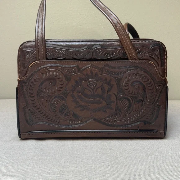 Vintage Mexican Tooled Leather Purse Mayan Calendar and Flowers - Picture 8 of 12